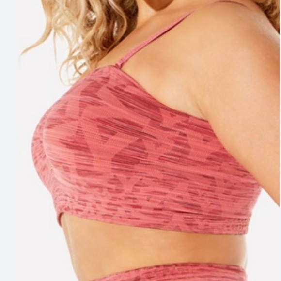 Yitty Nearly Naked Shapewear Jacquard
Bandeau XL/XXL With a Removable Straps - Picture 2 of 10